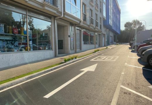 O Concello de Carral remata o plan de pavimentación e creación de beirarrúas en Río dá Melra, Manuel Ferrol e Méndez Búa